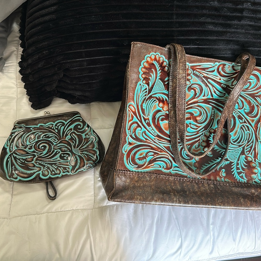 Patricia Nash Tote and wristlet